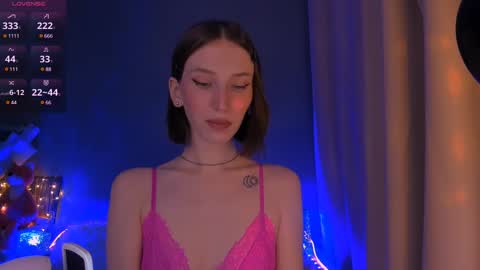 Snapshot of ellaamber chatting on 03/12/25, 03:02 ellaamber online show from 03/12/25, 03:02