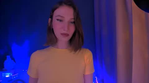 Snapshot of ellaamber chatting on 09/10/25, 11:49 ellaamber online show from 09/10/25, 11:49
