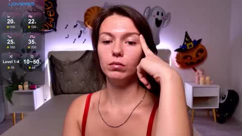 ellacanny online show from 10/30/25, 09:22