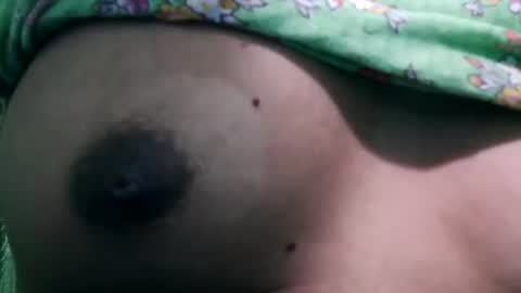 Snapshot of ellah_morena chatting on 12/02/25, 02:50 Ellah online show from 12/02/25, 02:50