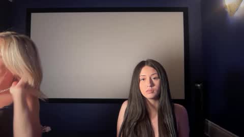ellaharperr1 online show from 10/04/25, 07:34