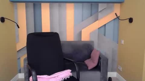 EllaLongs online show from 10/18/25, 11:33