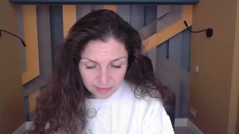 EllaLongs online show from 11/04/25, 12:26