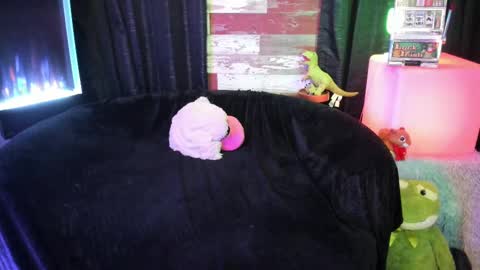 ELLE online show from 10/11/25, 07:01