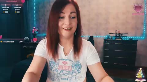 Snapshot of ellen_busty chatting on 01/16/25, 06:35 Elli NEXT STREAM online show from 01/16/25, 06:35