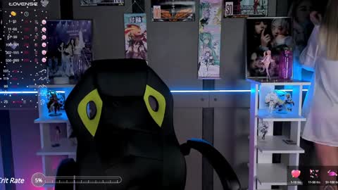 Snapshot of ellensoftt chatting on 01/04/25, 08:37 Maria online show from 01/04/25, 08:37