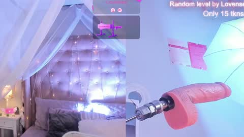 Snapshot of ellie_jhonson_ chatting on 02/06/25, 06:02  Ellie Jhonson  online show from 02/06/25, 06:02