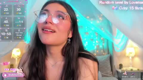 Snapshot of ellie_jhonson_ chatting on 02/23/25, 08:39  Ellie Jhonson  online show from 02/23/25, 08:39