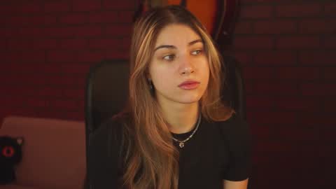 elliecutes online show from 02/07/25, 08:33