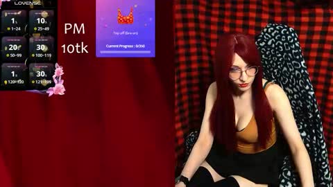 Snapshot of elliemoor chatting on 10/21/25, 10:49 Elizabeth online show from 10/21/25, 10:49