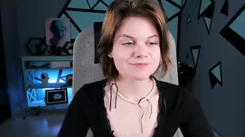 elliemurler online show from 11/20/25, 09:09