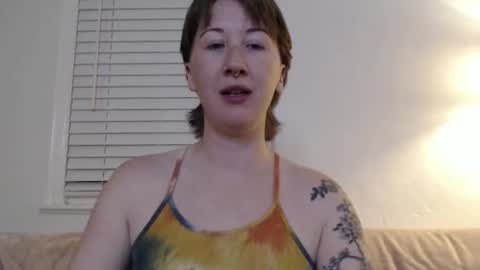 Ellie Rowyn online show from 10/08/25, 02:53