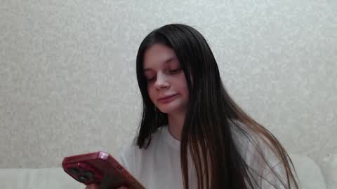Snapshot of elliewalkersdreamgirl chatting on 12/12/24, 04:43 Effie1818 online show from 12/12/24, 04:43
