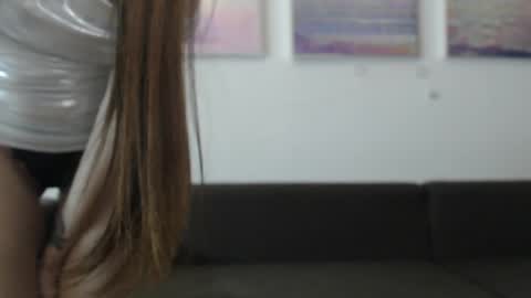 Snapshot of elliewalkersdreamgirl chatting on 02/18/25, 08:25 Effie1818 online show from 02/18/25, 08:25