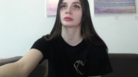 Snapshot of elliewalkersdreamgirl chatting on 02/20/25, 06:13 Effie1818 online show from 02/20/25, 06:13
