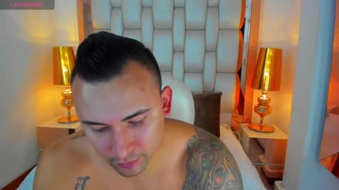 E L L I O T    V E L E Z online show from 01/08/25, 08:29