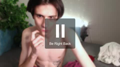 ellis_rin online show from 10/21/25, 03:29