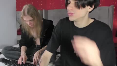 ellis_rin online show from 11/20/25, 07:57