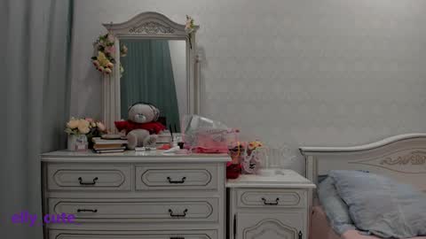 Snapshot of elly_cute_ chatting on 12/03/24, 02:58 Elly Cute online show from 12/03/24, 02:58
