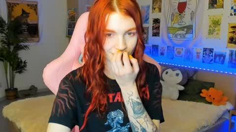 Elly     Fansly  online show from 12/13/24, 05:49