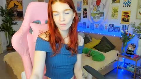 Elly     Fansly  online show from 03/09/25, 08:07