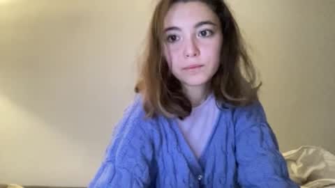 Snapshot of ellynella chatting on 09/27/25, 09:42 Elina online show from 09/27/25, 09:42