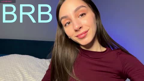 Snapshot of ellzabeth_ellison chatting on 02/04/25, 10:00 Im online Fri Sun Mon Tue Thu Fri Sat3 from 1000 online show from 02/04/25, 10:00