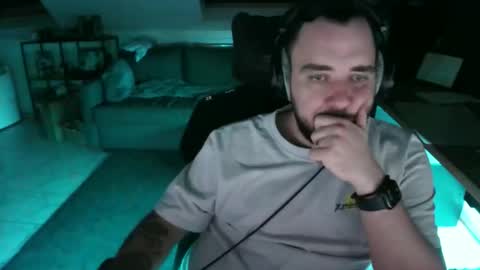 Elmo online show from 10/24/25, 10:50