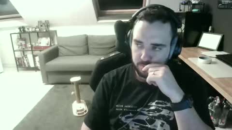 Elmo online show from 11/10/25, 05:12