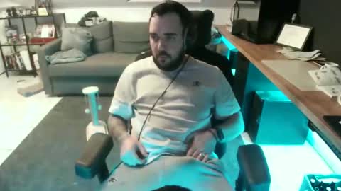 Elmo online show from 11/25/25, 06:30