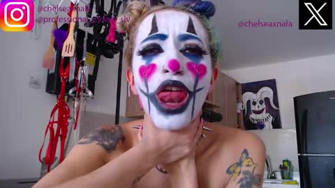 Snapshot of eloise_brown_ chatting on 09/25/25, 06:22 Chelsea Please help me to reach 100 thumbs up online show from 09/25/25, 06:22