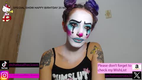 Snapshot of eloise_brown_ chatting on 11/17/25, 08:03 Chelsea Please help me to reach 100 thumbs up online show from 11/17/25, 08:03