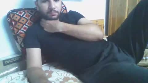 Snapshot of elphotographermedo chatting on 09/13/25, 06:18 Mr.M online show from 09/13/25, 06:18