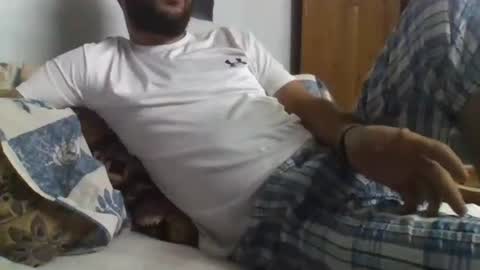 Snapshot of elphotographermedo chatting on 11/01/25, 07:49 Mr.M online show from 11/01/25, 07:49