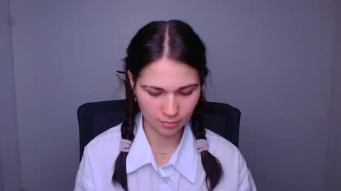 Elsa online show from 02/09/25, 08:13