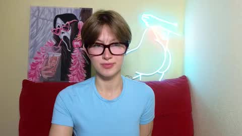 Snapshot of elsaangel chatting on 09/18/25, 02:13 elsaangel online show from 09/18/25, 02:13