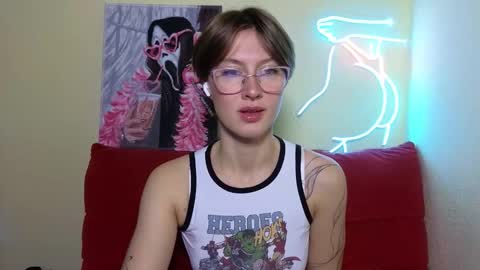 Snapshot of elsaangel chatting on 09/26/25, 03:32 elsaangel online show from 09/26/25, 03:32