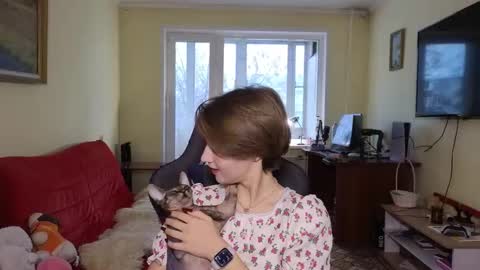 Snapshot of elsaangel chatting on 11/13/25, 02:32 elsaangel online show from 11/13/25, 02:32