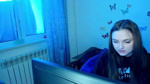 Elsa online show from 11/08/25, 10:04