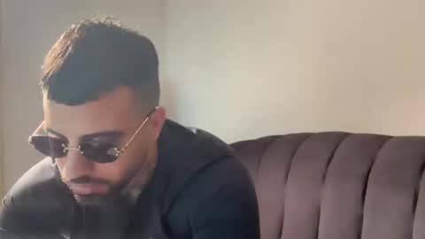 Snapshot of elturrodelsexo chatting on 09/09/25, 01:21 elturrodelsexo online show from 09/09/25, 01:21