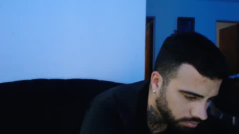 Snapshot of elturrodelsexo chatting on 09/17/25, 09:16 elturrodelsexo online show from 09/17/25, 09:16