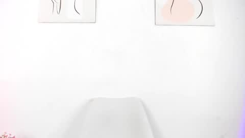 Michelle online show from 09/09/25, 07:24