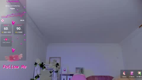 Snapshot of ema_tayy chatting on 03/11/25, 07:37 Ema online show from 03/11/25, 07:37