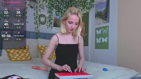 Emma online show from 10/10/25, 12:26