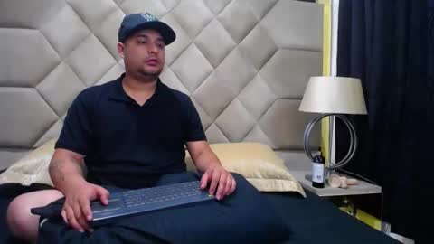 Snapshot of ember_wanda_ chatting on 03/09/25, 04:27 Ember and Wanda online show from 03/09/25, 04:27