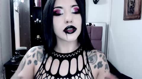 Emerald Black online show from 10/17/25, 07:11