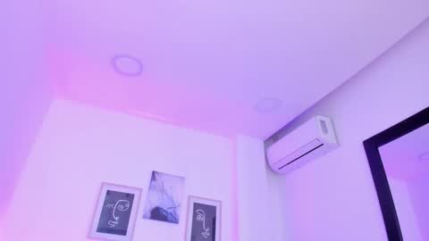 emelie_89 online show from 02/21/25, 03:43