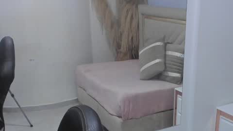 Emily  online show from 12/11/24, 06:47