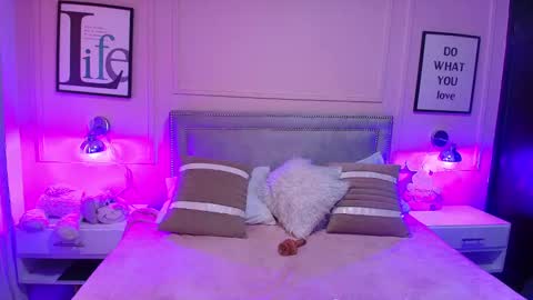 Emily  online show from 01/12/25, 11:28