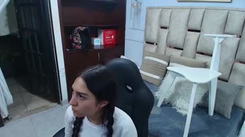 Emily  online show from 01/17/25, 02:08